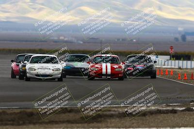 media/Nov-16-2025-CalClub SCCA (Sun) [[2975c16dfc]]/Group 4/Turn 1/